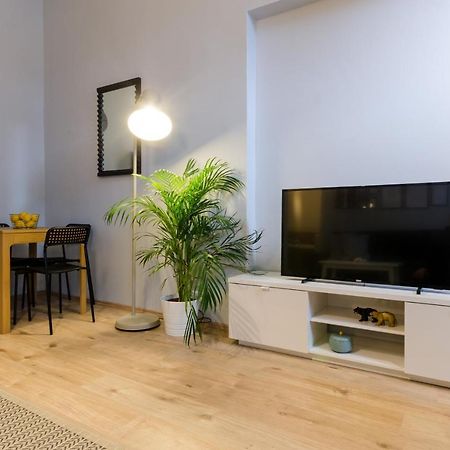 I30 Studio Apartment In Central Location. ブダペスト エクステリア 写真